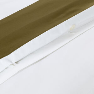 下降 3 Bold Duvet Cover