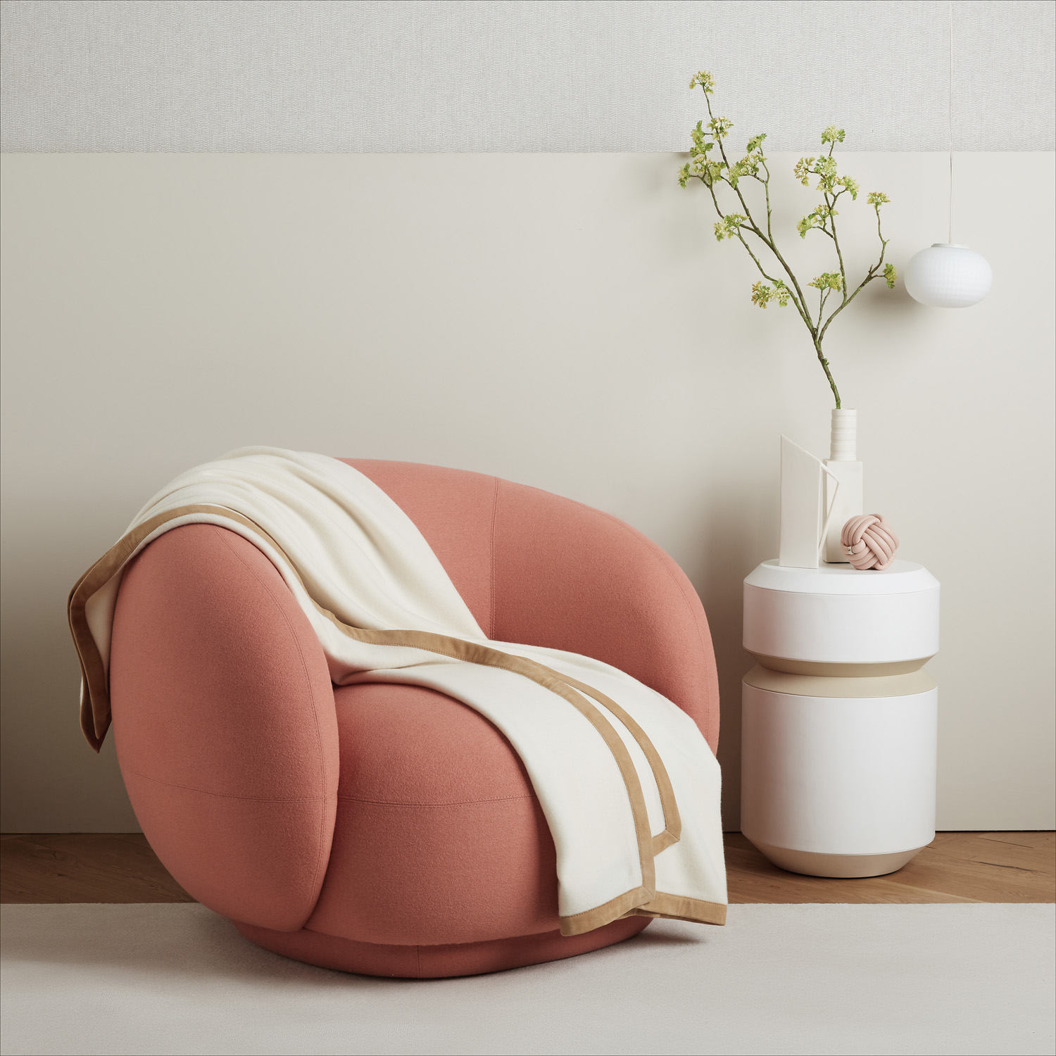 羊绒和绒面革披巾